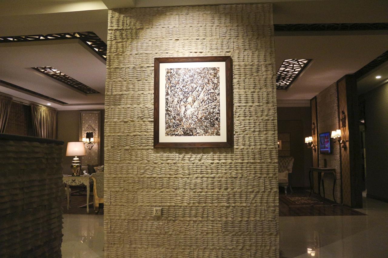 Shelton'S Rezidor Hotel Pesavar Kültér fotó
